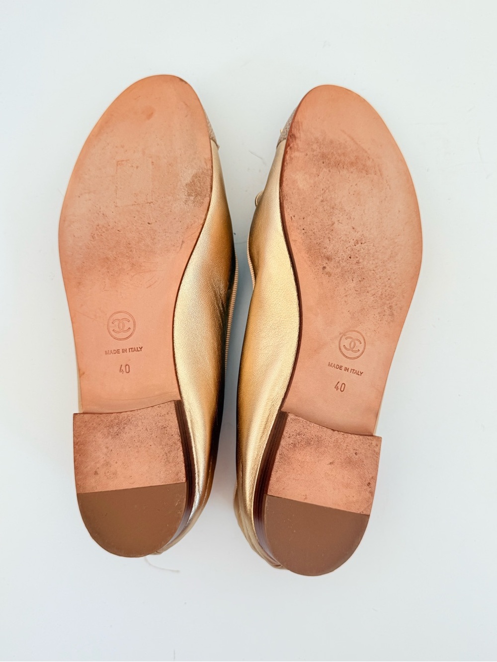 Chanel G02819 Metallic Gold CC Cap Toe Ballerina Ballet Flats Size 40 - Picture 6 of 9